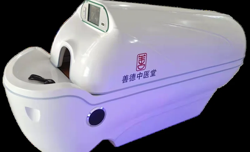 印有善德中医标志的养生设备